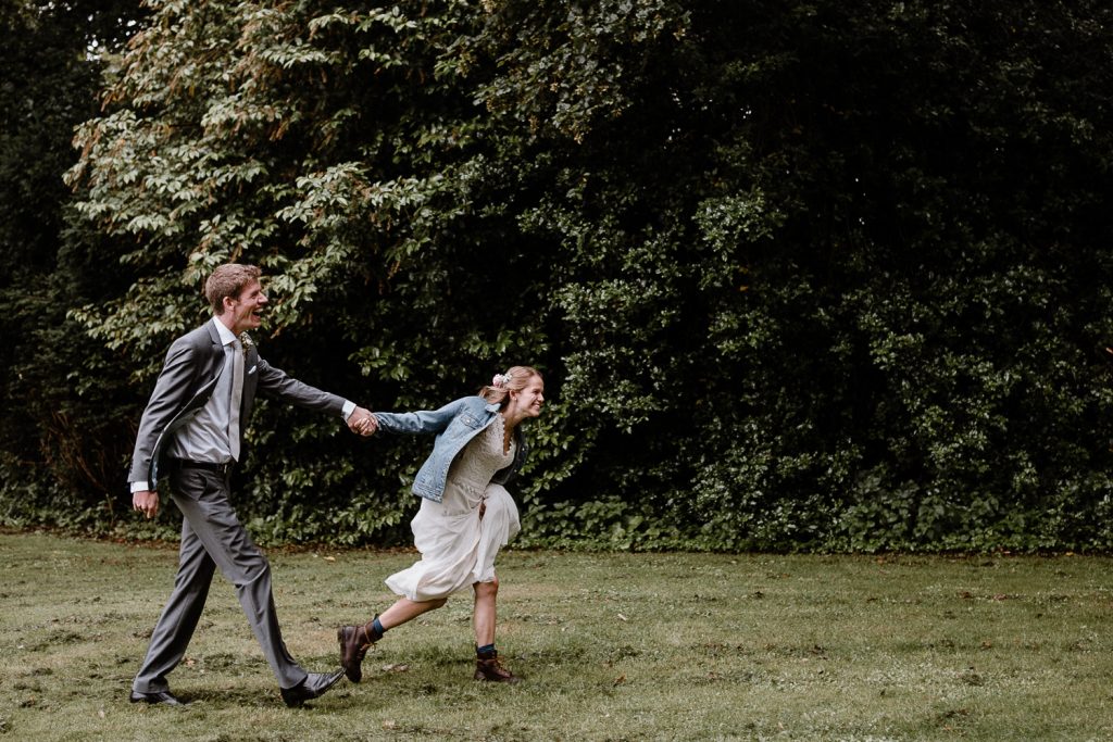 bride pulls groom ahead 