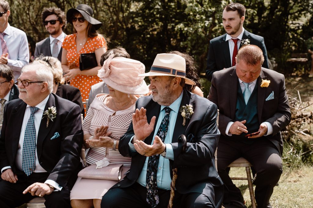 father of the bride clapping 